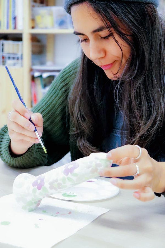 Paint a porcelain dildo Workshop - Handmaker's Factory